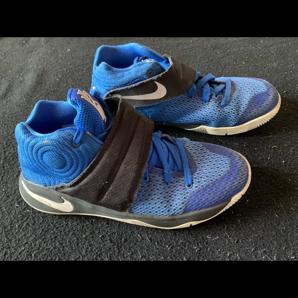 Nike Kyrie kids basketball shoes, size 5Y, blue/black, used extensively, see pix